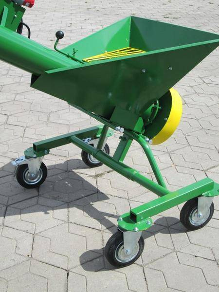M-rol screw conveyor T401/1 with basket, ?110, 8 m - Post-harvest equipment: picture 3 M-rol screw conveyor T401/1 with basket, ?110, 8 m - Post-harvest equipment: picture 3