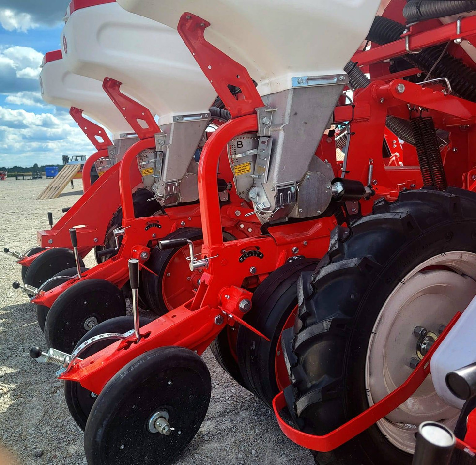 Precision sowing machine Ozdoken pneumatic precision planter VPHE-DG4 - on stock: picture 8