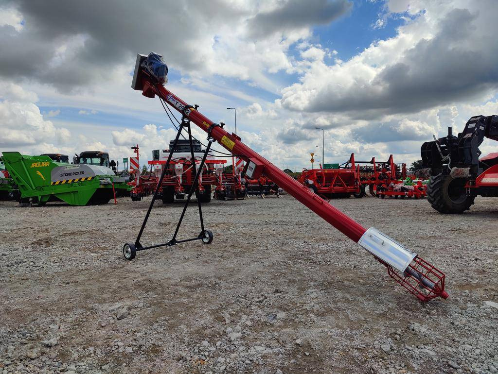 POM Augustów screw conveyor ( electric drive) T 206/2 - Post-harvest equipment: picture 1 POM Augustów screw conveyor ( electric drive) T 206/2 - Post-harvest equipment: picture 1