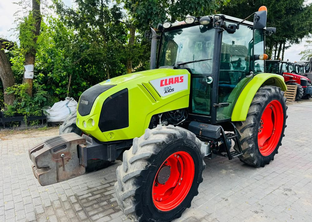 Claas Axos 330 - Farm tractor: picture 2 Claas Axos 330 - Farm tractor: picture 2
