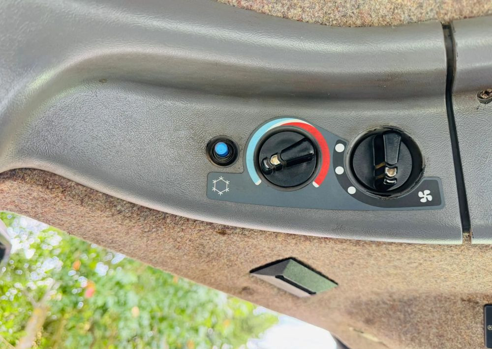 Farm tractor Claas Challenger CH45: picture 13 Farm tractor Claas Challenger CH45: picture 13