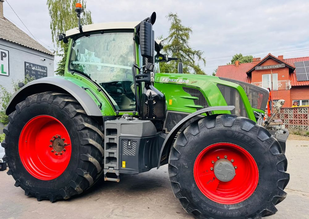 Fendt 828 Vario Profi Plus - Farm tractor: picture 5 Fendt 828 Vario Profi Plus - Farm tractor: picture 5