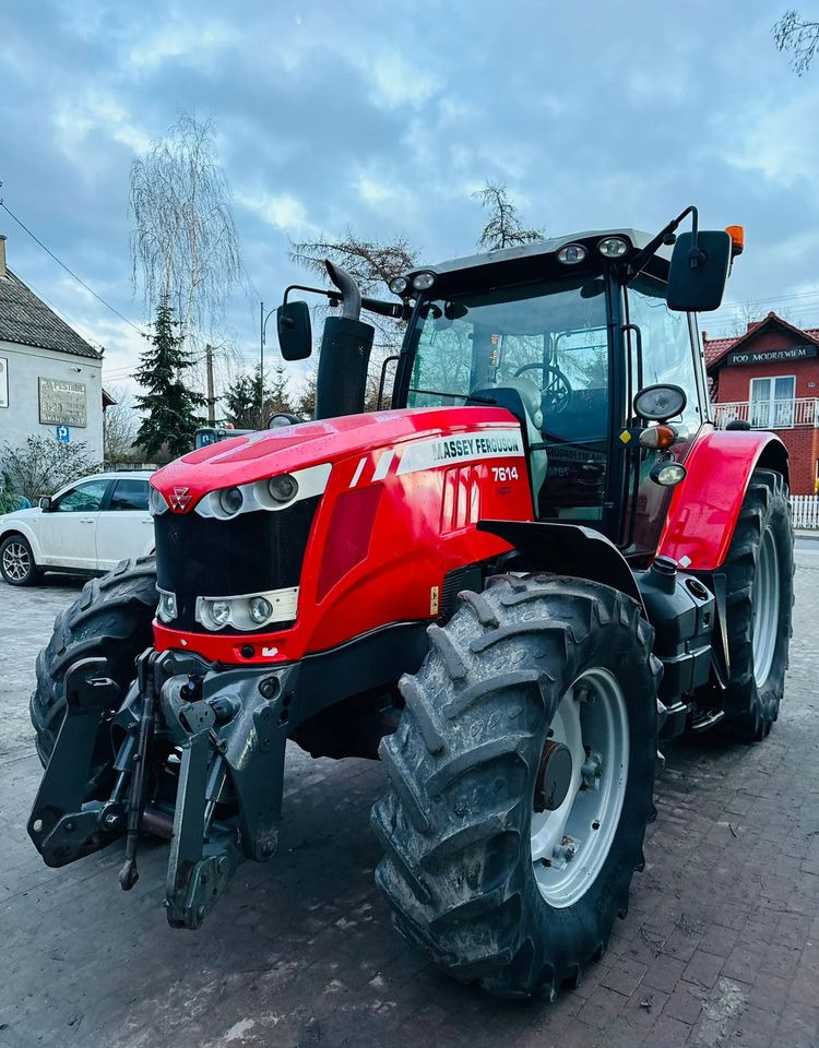 Massey Ferguson 7614 Dyna 4 - Farm tractor: picture 3 Massey Ferguson 7614 Dyna 4 - Farm tractor: picture 3