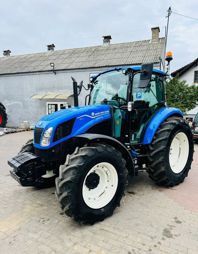 New Holland T5.100 - Farm tractor: picture 3 New Holland T5.100 - Farm tractor: picture 3