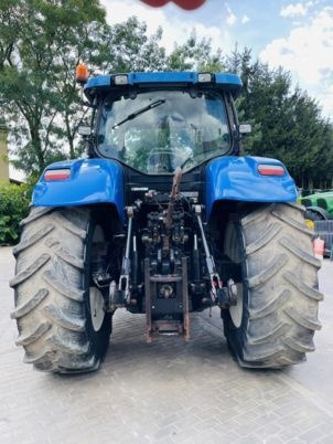 New Holland T7030 - Farm tractor: picture 4 New Holland T7030 - Farm tractor: picture 4