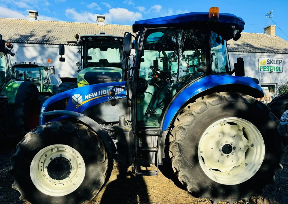 New Holland TD5.95 - Farm tractor: picture 3 New Holland TD5.95 - Farm tractor: picture 3