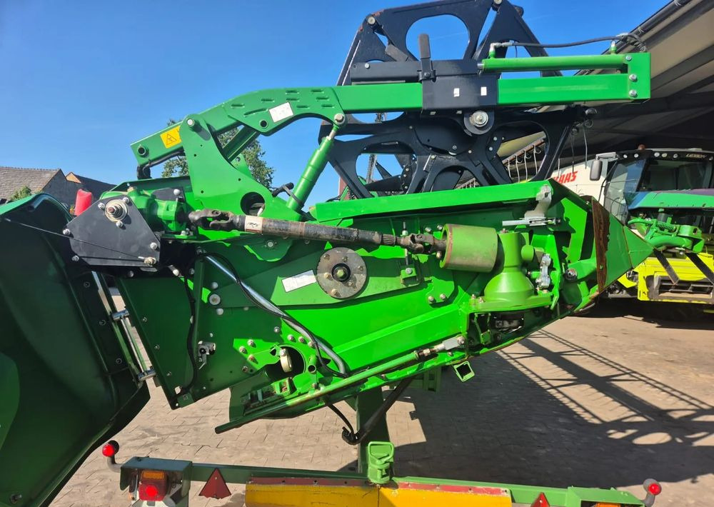 John Deere 640 EX PF635 - Grain header: picture 4 John Deere 640 EX PF635 - Grain header: picture 4