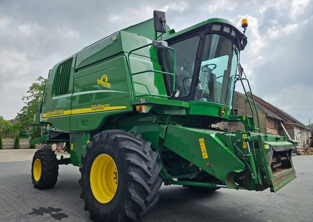 John Deere Wts 9640 HillMaster II - Combine harvester: picture 2 John Deere Wts 9640 HillMaster II - Combine harvester: picture 2