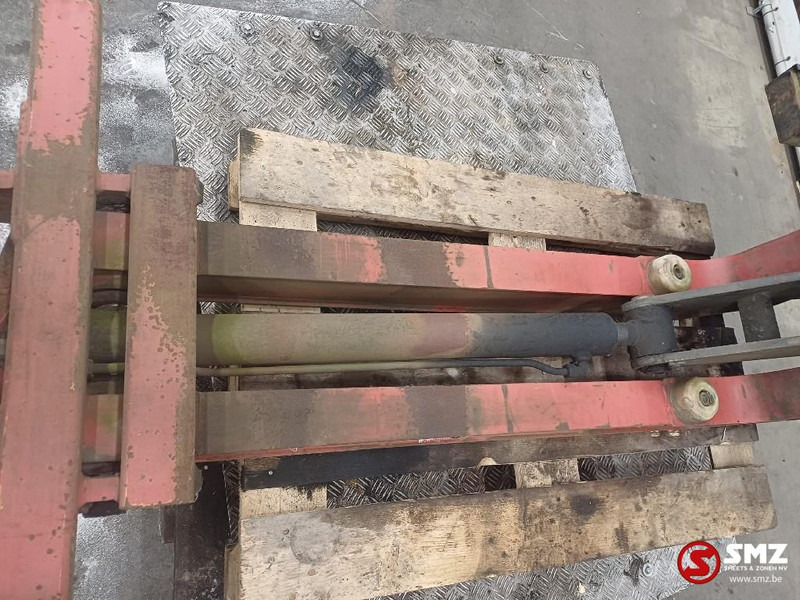 Kinshofer Occ pallethaak KM461 Kinshofer - Attachment for Material handling equipment: picture 5 Kinshofer Occ pallethaak KM461 Kinshofer - Attachment for Material handling equipment: picture 5