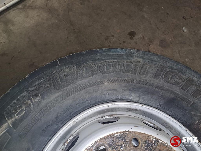 BFG Occ vrachtwagenband 315/80R22.5 156/150K BF Goodri - Tire for Truck: picture 3 BFG Occ vrachtwagenband 315/80R22.5 156/150K BF Goodri - Tire for Truck: picture 3