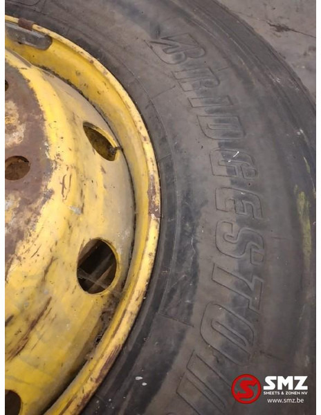 Bridgestone Occ vrachtwagenband Bridgestone 12R22.5 - Tire for Truck: picture 2 Bridgestone Occ vrachtwagenband Bridgestone 12R22.5 - Tire for Truck: picture 2
