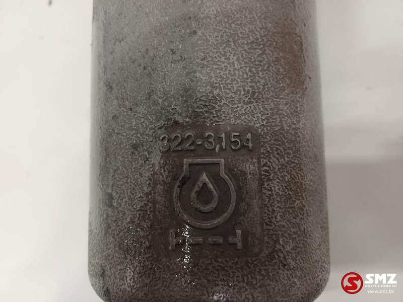 Caterpillar Oil filter + high temperature hose Caterpillar - Oil filter for Material handling equipment: picture 4 Caterpillar Oil filter + high temperature hose Caterpillar - Oil filter for Material handling equipment: picture 4