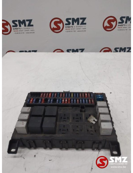 DAF Occ ECU zekeringskast DAF XF95 1452112 - ECU for Truck: picture 1 DAF Occ ECU zekeringskast DAF XF95 1452112 - ECU for Truck: picture 1