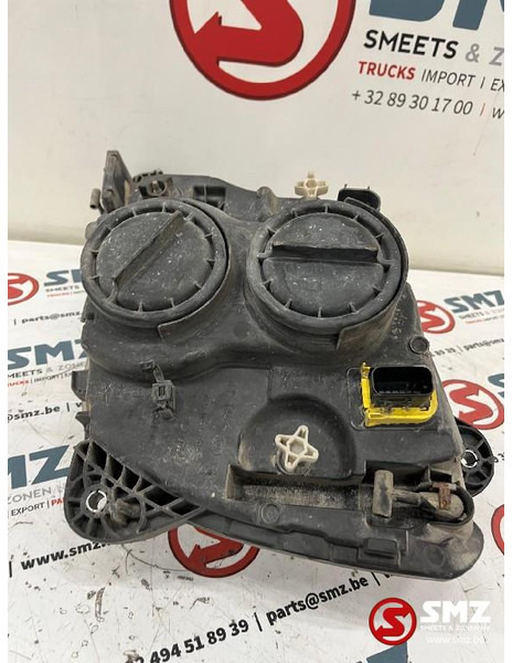 DAF Occ koplamp rechts DAF - Headlight for Truck: picture 3 DAF Occ koplamp rechts DAF - Headlight for Truck: picture 3