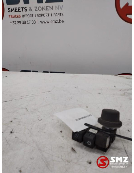 DAF Occ menubedieningsschakelaar MCS DAF XF105 - Electrical system for Truck: picture 2 DAF Occ menubedieningsschakelaar MCS DAF XF105 - Electrical system for Truck: picture 2