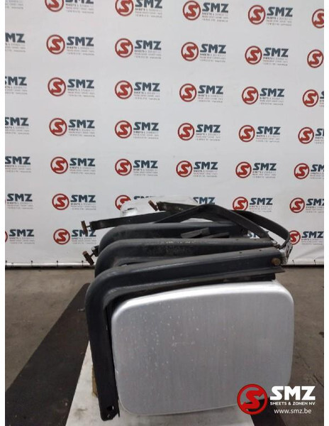 Iveco Occ brandstoftank 580L Iveco - Fuel tank for Truck: picture 4 Iveco Occ brandstoftank 580L Iveco - Fuel tank for Truck: picture 4