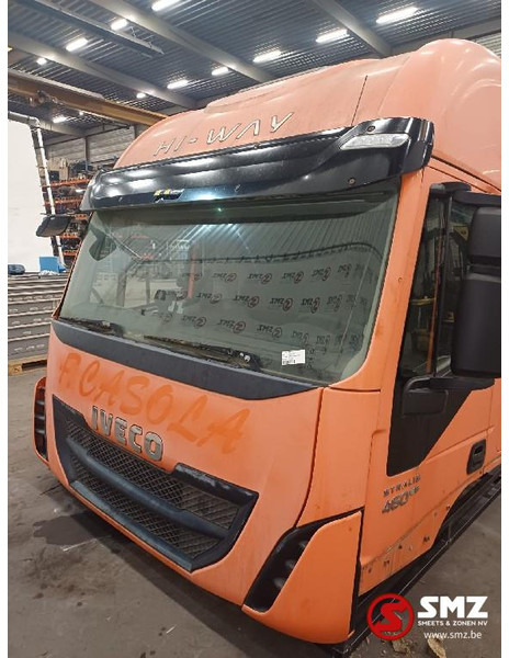 Iveco Occ cabine compleet Hi Way Stralis Iveco - Cab and interior for Truck: picture 1 Iveco Occ cabine compleet Hi Way Stralis Iveco - Cab and interior for Truck: picture 1