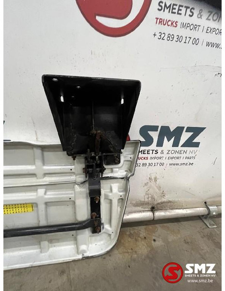 Iveco Occ zijspoiler links stralis - Aerodynamics/ Spoiler for Truck: picture 5 Iveco Occ zijspoiler links stralis - Aerodynamics/ Spoiler for Truck: picture 5
