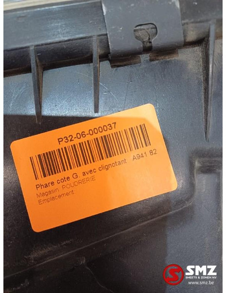 Mercedes-Benz Koplamp links Mercedes - Headlight for Truck: picture 4 Mercedes-Benz Koplamp links Mercedes - Headlight for Truck: picture 4