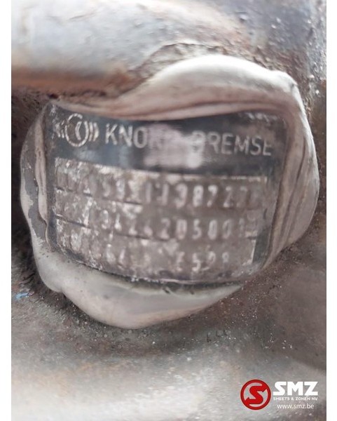 Mercedes-Benz Occ Remklauw rechts voor/achter Mercedes - Brake caliper: picture 2 Mercedes-Benz Occ Remklauw rechts voor/achter Mercedes - Brake caliper: picture 2