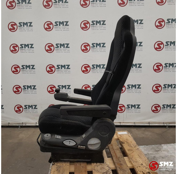 Mercedes-Benz Occ bestuurdersstoel Mercedes Actros MP3 - Cab and interior for Truck: picture 3 Mercedes-Benz Occ bestuurdersstoel Mercedes Actros MP3 - Cab and interior for Truck: picture 3