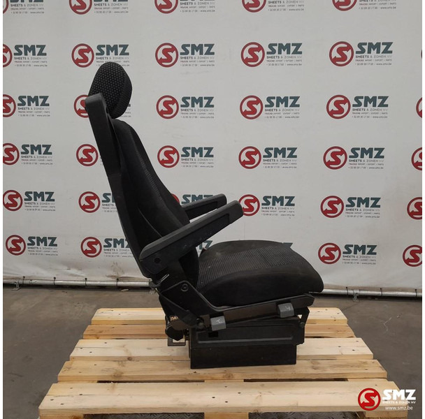 Mercedes-Benz Occ bijrijdersstoel Mercedes - Cab and interior for Truck: picture 3 Mercedes-Benz Occ bijrijdersstoel Mercedes - Cab and interior for Truck: picture 3