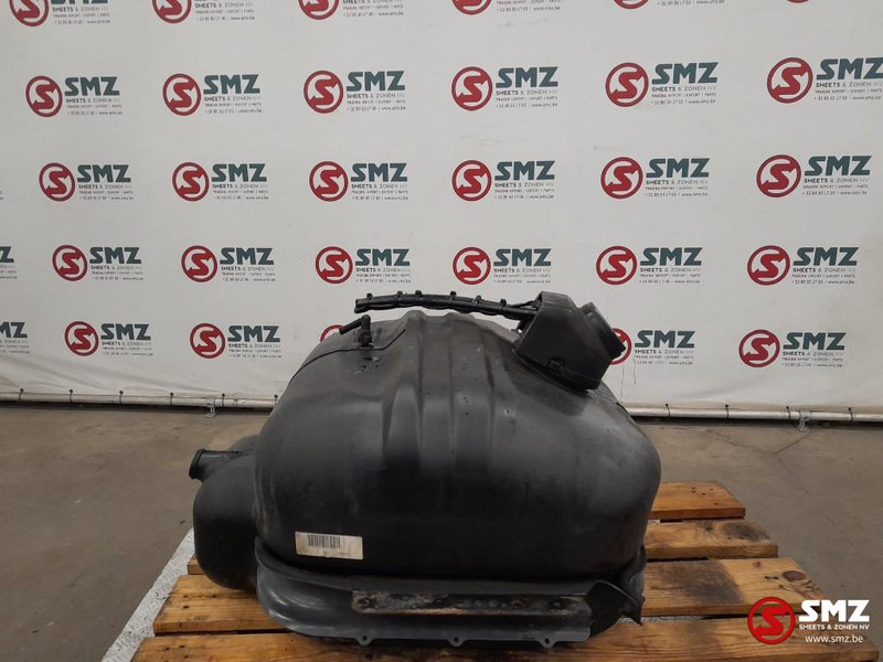 Mercedes-Benz Occ brandstoftank 125L Mercedes - Fuel tank for Truck: picture 4 Mercedes-Benz Occ brandstoftank 125L Mercedes - Fuel tank for Truck: picture 4