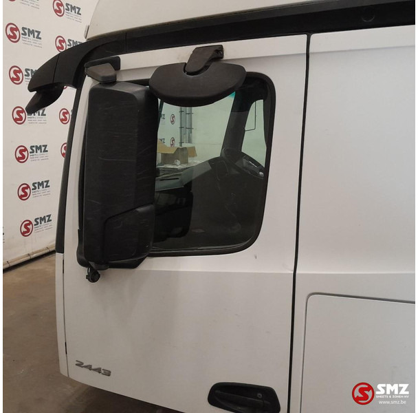 Mercedes-Benz Occ cabine RHD Mercedes - Cab and interior for Truck: picture 5 Mercedes-Benz Occ cabine RHD Mercedes - Cab and interior for Truck: picture 5