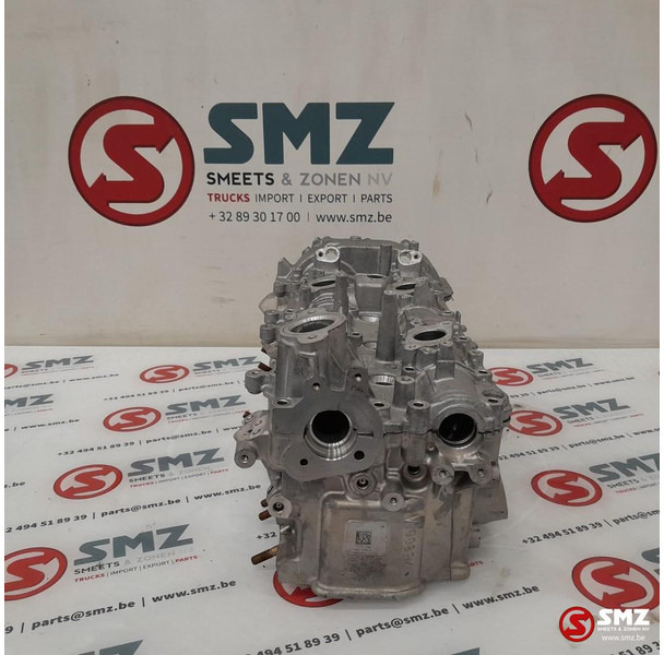 Mercedes-Benz Occ cilinderkop + kleppendeksel rechts AMG C63S Me - Cylinder block for Car: picture 4 Mercedes-Benz Occ cilinderkop + kleppendeksel rechts AMG C63S Me - Cylinder block for Car: picture 4