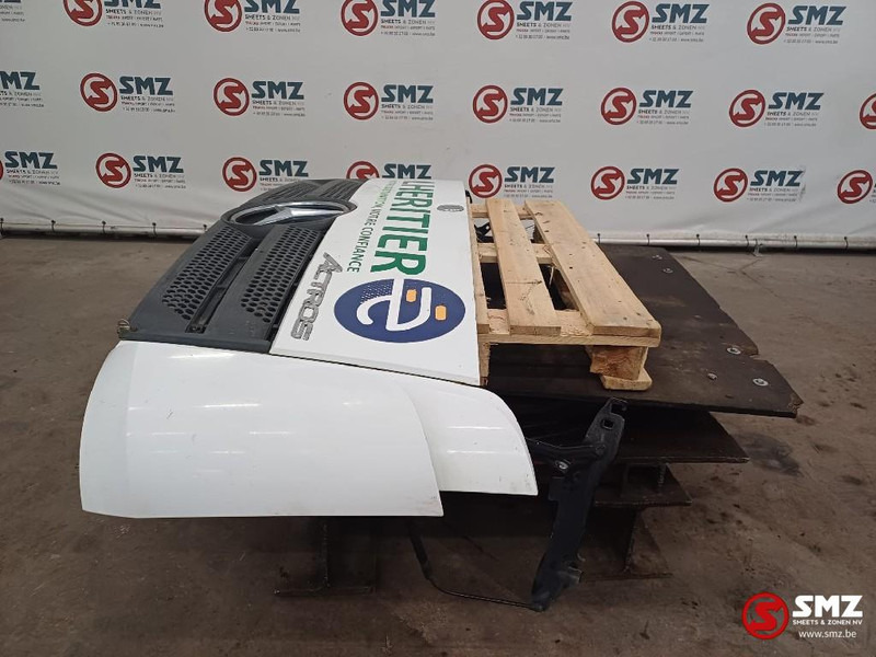 Mercedes-Benz Occ grille Mercedes - Grill for Truck: picture 3 Mercedes-Benz Occ grille Mercedes - Grill for Truck: picture 3