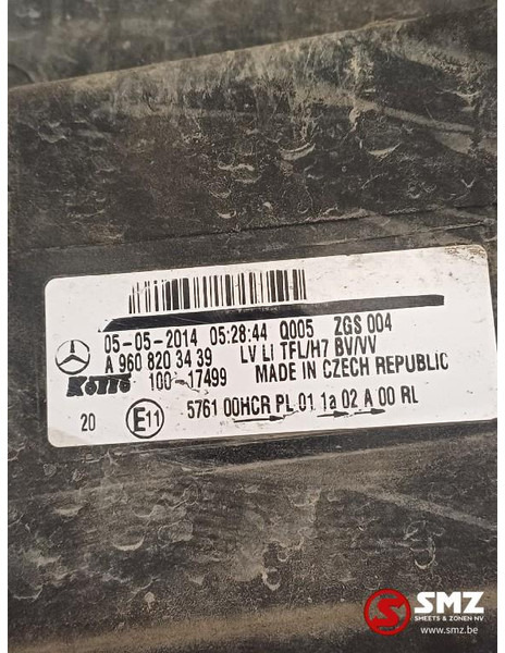 Mercedes-Benz Occ koplamp links RHD Mercedes - Headlight for Truck: picture 3 Mercedes-Benz Occ koplamp links RHD Mercedes - Headlight for Truck: picture 3