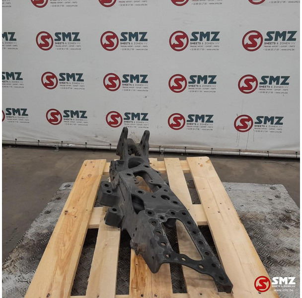 Mercedes-Benz Occ montagebeugels links Mercedes - Frame/ Chassis for Truck: picture 3 Mercedes-Benz Occ montagebeugels links Mercedes - Frame/ Chassis for Truck: picture 3