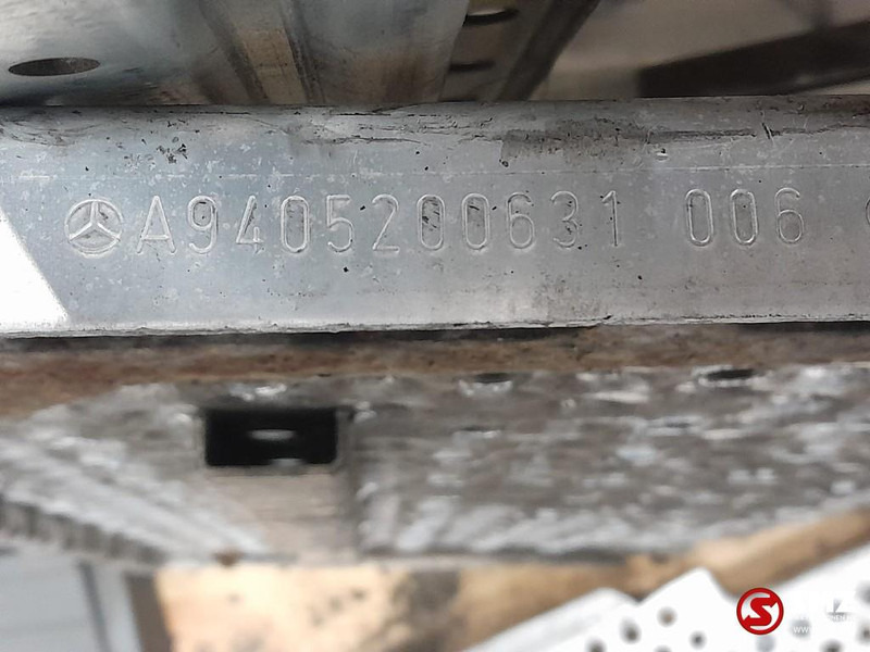Mercedes-Benz Occ set bordesplaten Mercedes - Frame/ Chassis for Truck: picture 5 Mercedes-Benz Occ set bordesplaten Mercedes - Frame/ Chassis for Truck: picture 5