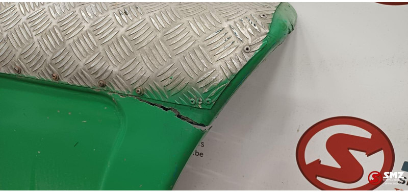 Mercedes-Benz Occ set sideskirts links + rechts Mercedes SK - Frame/ Chassis for Truck: picture 3 Mercedes-Benz Occ set sideskirts links + rechts Mercedes SK - Frame/ Chassis for Truck: picture 3