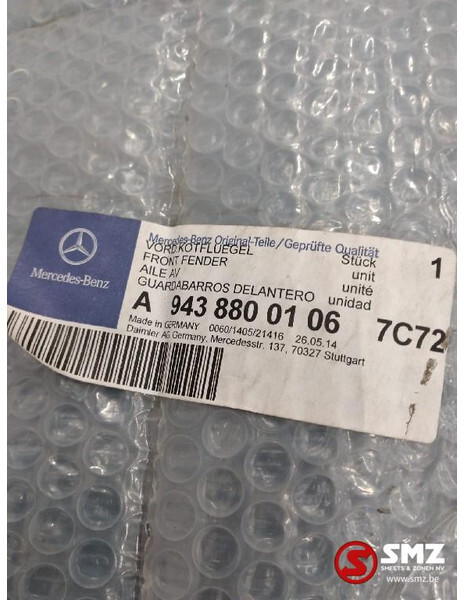 Mercedes-Benz Occ spatbord vooraan Mercedes Econic 1828 A9438800 - Frame/ Chassis for Truck: picture 3 Mercedes-Benz Occ spatbord vooraan Mercedes Econic 1828 A9438800 - Frame/ Chassis for Truck: picture 3