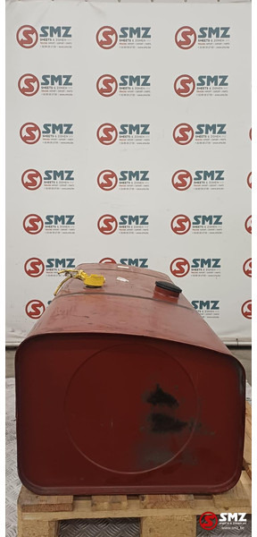 Renault Occ brandstoftank 350L Renault - Fuel tank for Truck: picture 4 Renault Occ brandstoftank 350L Renault - Fuel tank for Truck: picture 4