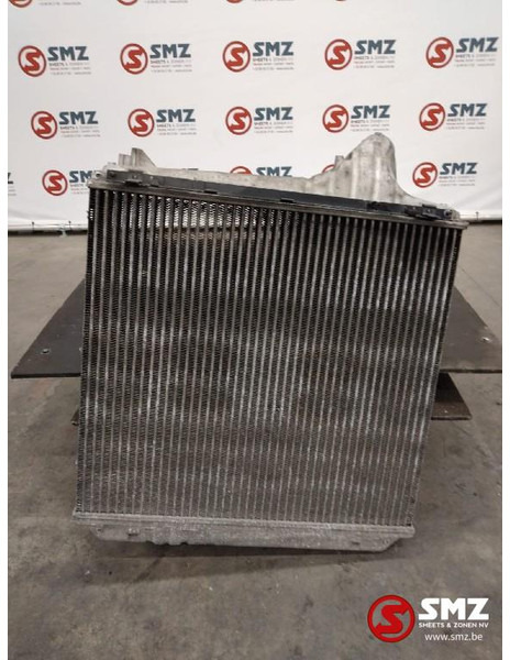 Renault Occ intercooler Renault T 7421162608 - Intercooler for Truck: picture 2 Renault Occ intercooler Renault T 7421162608 - Intercooler for Truck: picture 2