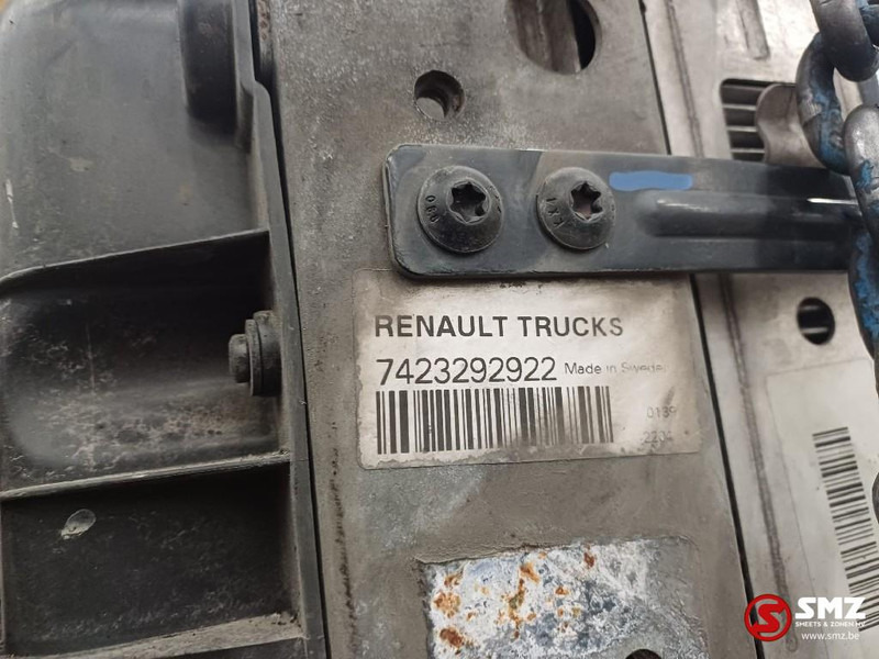 Radiator for Truck Renault Occ radiator + intercooler + expansievat DTI13 Ren: picture 6