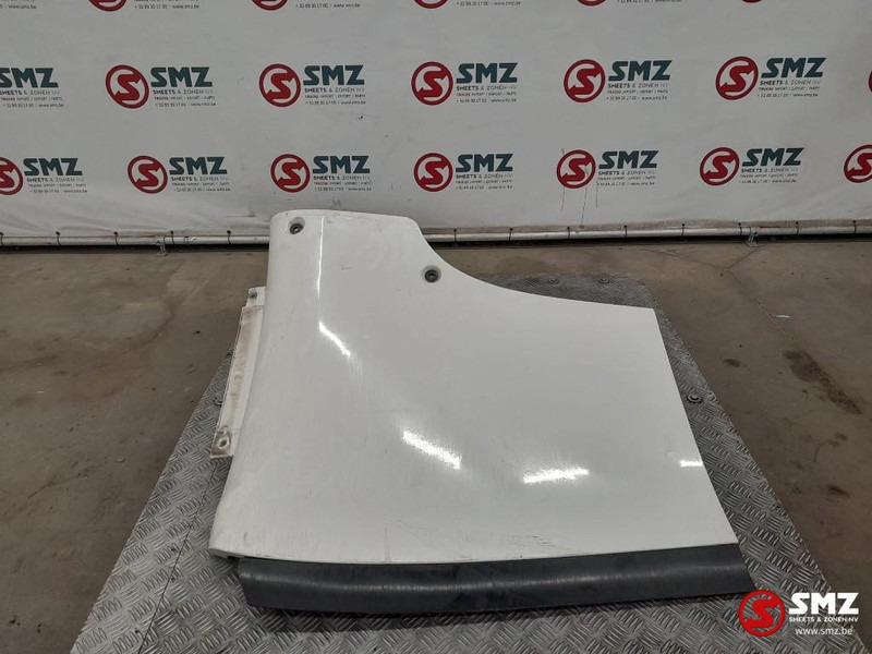 Scania Occ cabinespoiler rechtsboven Scania - Aerodynamics/ Spoiler for Truck: picture 1 Scania Occ cabinespoiler rechtsboven Scania - Aerodynamics/ Spoiler for Truck: picture 1