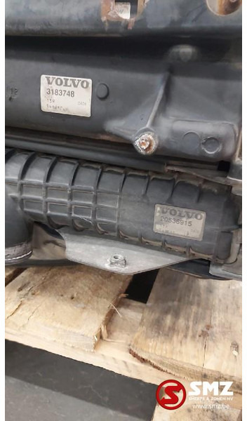 Volvo Occ Radiator met intercooler Volvo FH12 - Radiator for Truck: picture 3 Volvo Occ Radiator met intercooler Volvo FH12 - Radiator for Truck: picture 3