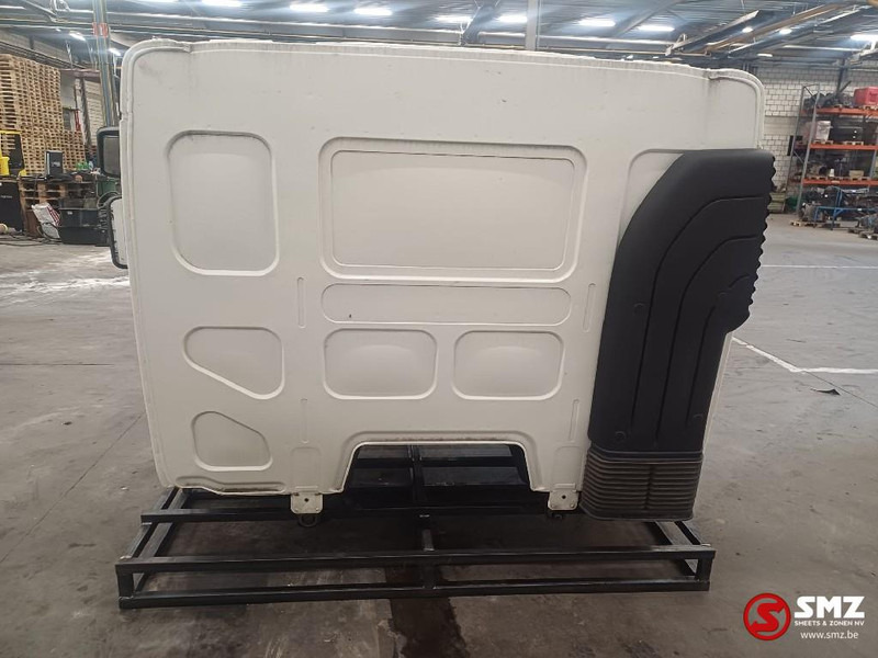 Volvo Occ cabine Volvo - Cab and interior for Truck: picture 2 Volvo Occ cabine Volvo - Cab and interior for Truck: picture 2