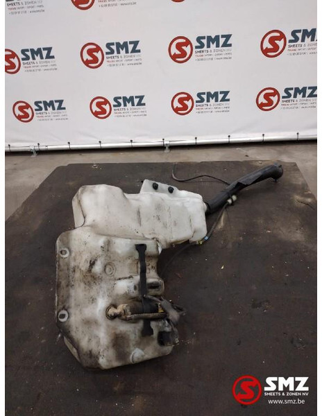 Volvo Occ ruitenwisservloeistoftank Volvo FH 84092257 - Wiper for Truck: picture 2 Volvo Occ ruitenwisservloeistoftank Volvo FH 84092257 - Wiper for Truck: picture 2