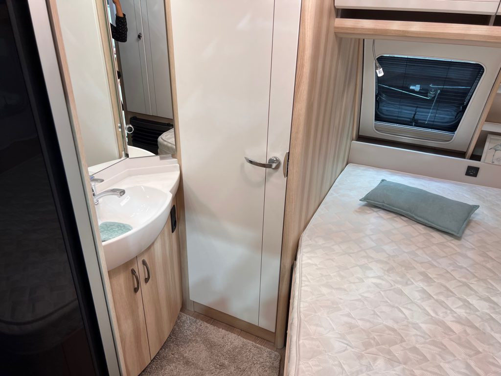Caravan Hobby DE LUXE 460 UFe: picture 9