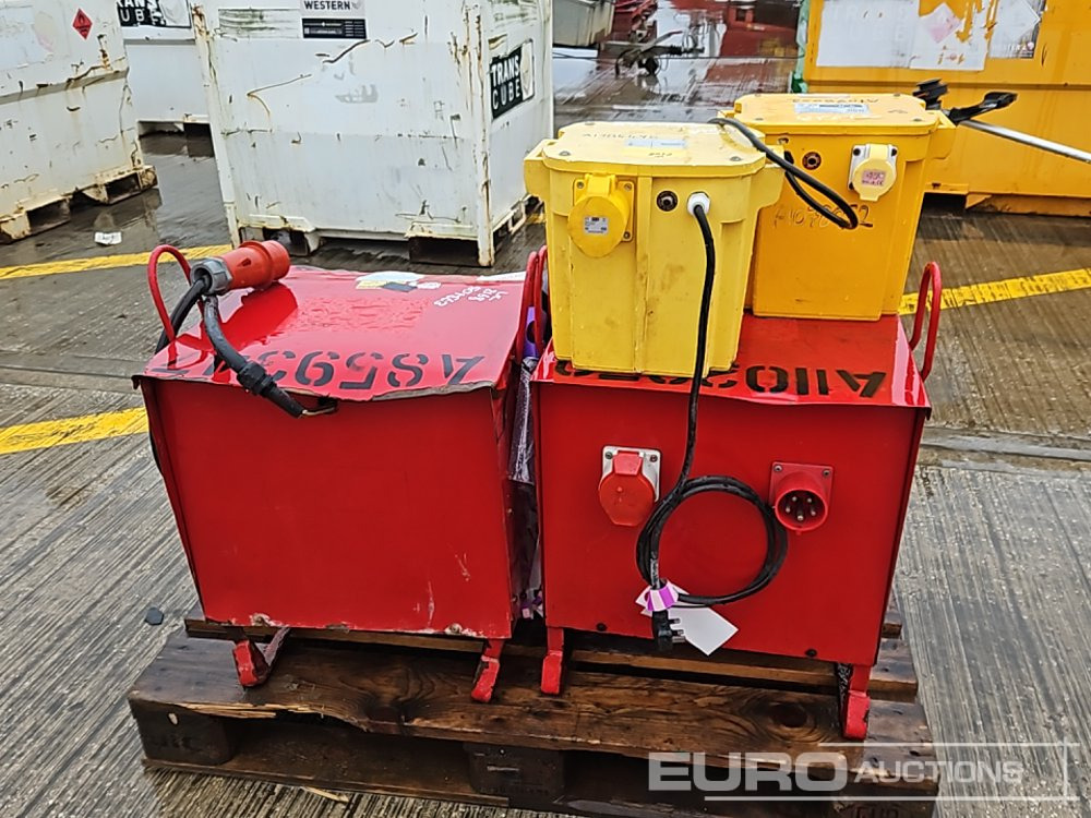 110 Volt Transformer (3 of), 110 Volt Submersible Water Pump, 24 Volt Jump Starter, Exin Light, 415 Volt Transformer (2 of) - Construction equipment: picture 4 110 Volt Transformer (3 of), 110 Volt Submersible Water Pump, 24 Volt Jump Starter, Exin Light, 415 Volt Transformer (2 of) - Construction equipment: picture 4