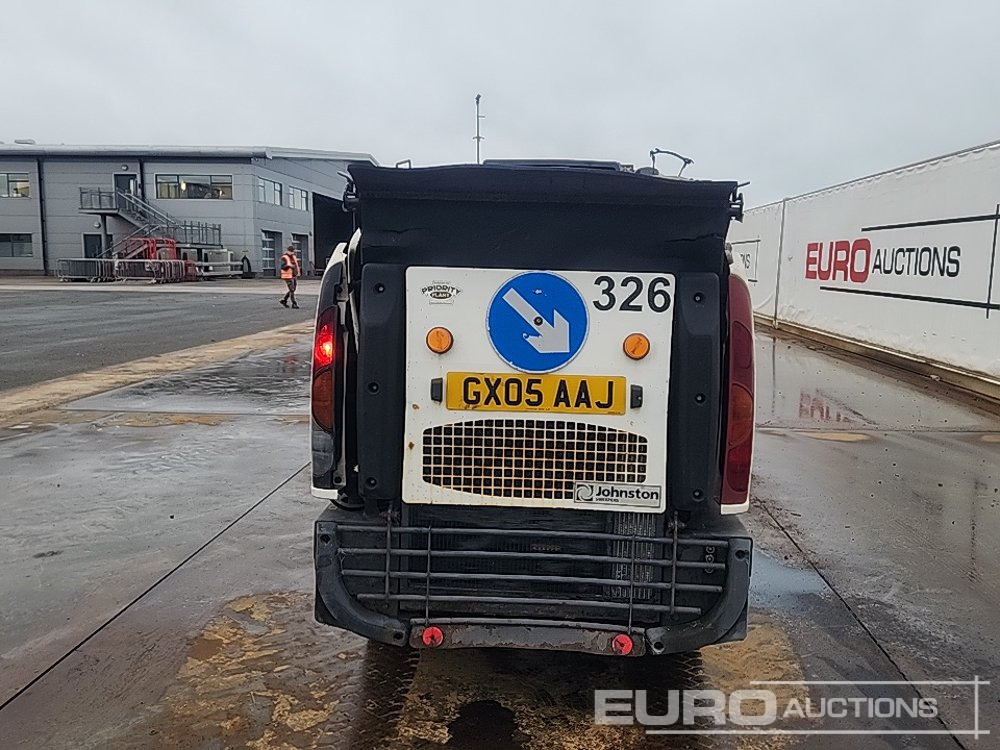 2005 Johnson 142A 101T - Road sweeper: picture 4 2005 Johnson 142A 101T - Road sweeper: picture 4