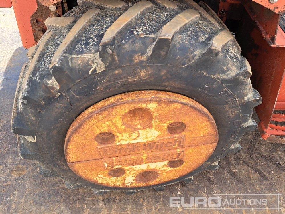 Trencher 2011 Ditch Witch RT45: picture 22