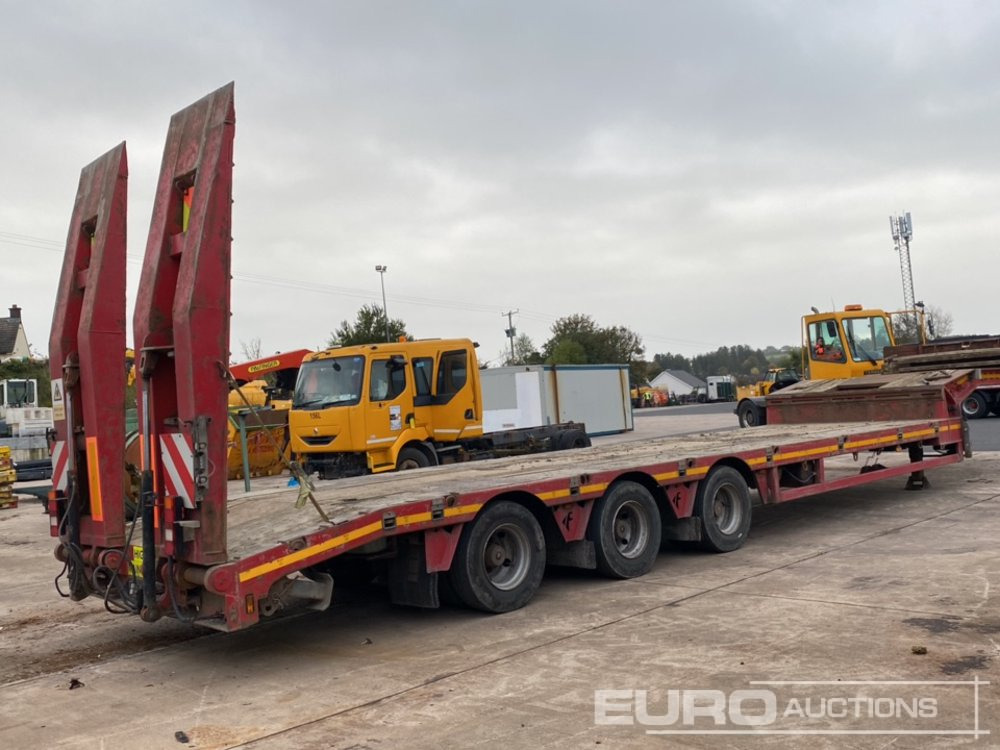 2011 Faymonville STN3U Tri Axle Step Frame Low Loader Trailer, Rear Steer Axle, Hydraulic Ramps - Low loader semi-trailer: picture 2 2011 Faymonville STN3U Tri Axle Step Frame Low Loader Trailer, Rear Steer Axle, Hydraulic Ramps - Low loader semi-trailer: picture 2