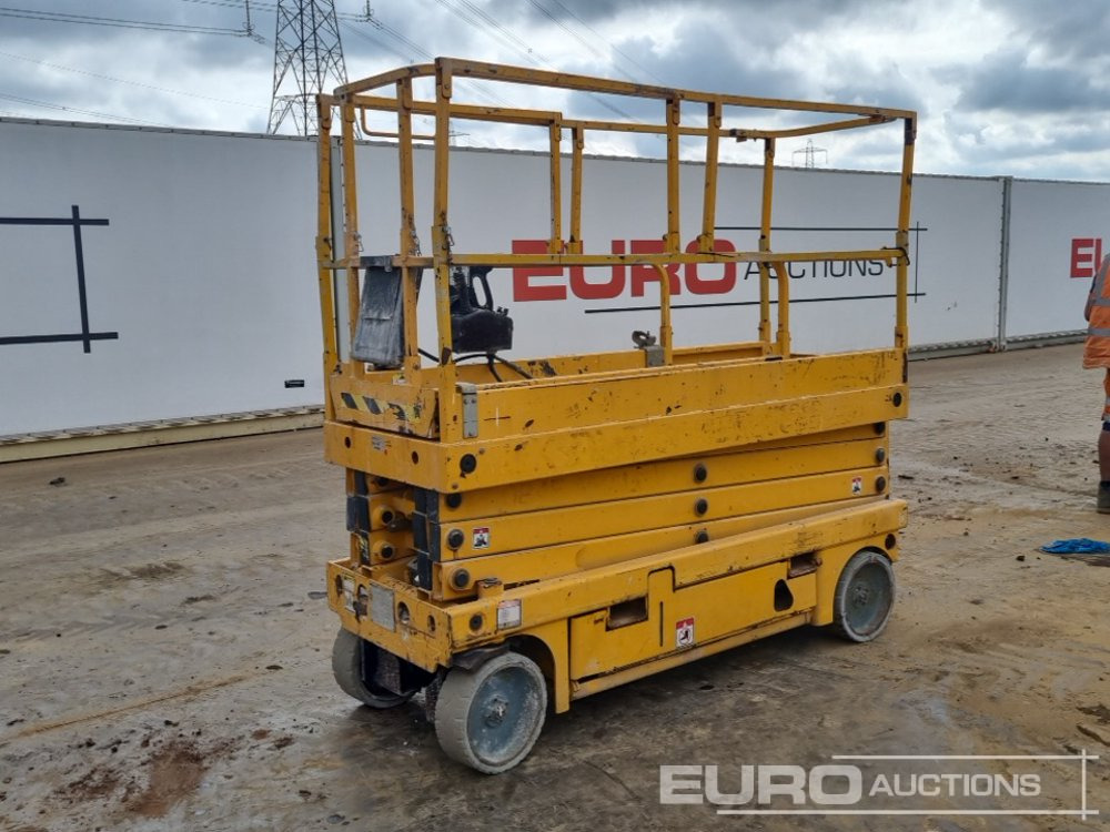 2012 Haulotte Compact 10N - Aerial platform: picture 1 2012 Haulotte Compact 10N - Aerial platform: picture 1