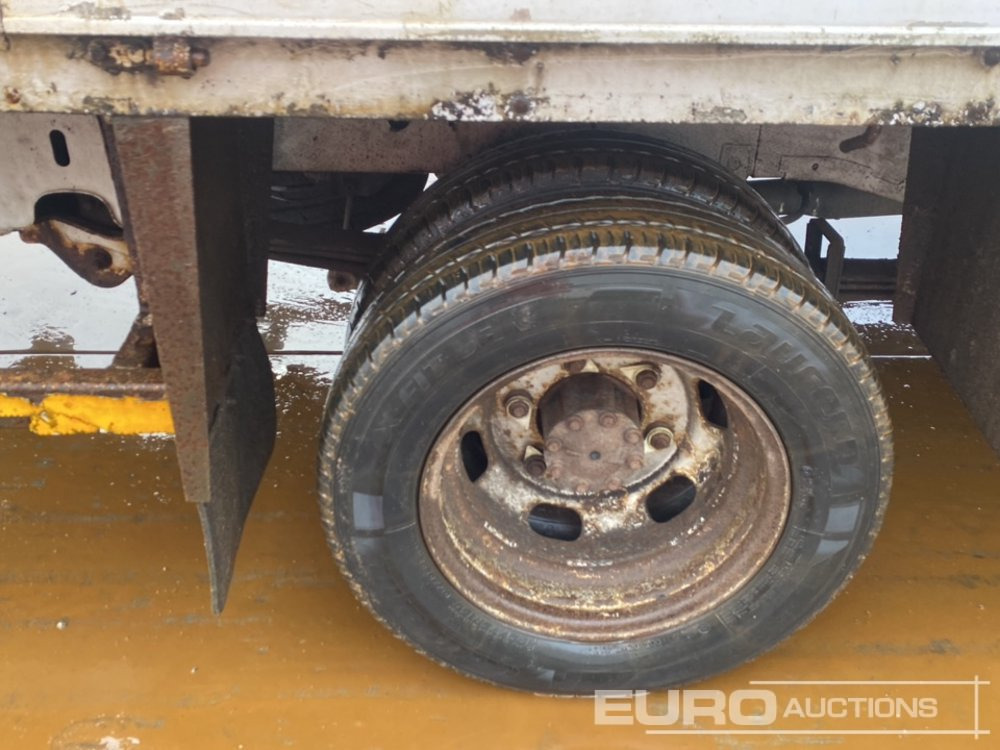 Flatbed van 2012 Renault Master: picture 11 Flatbed van 2012 Renault Master: picture 11