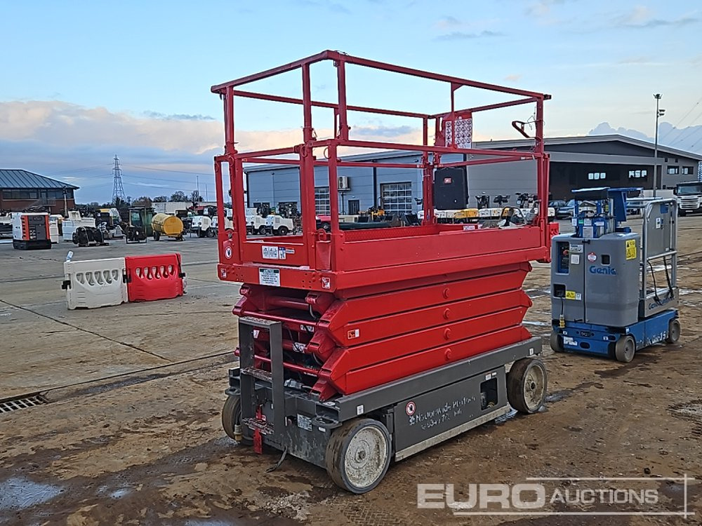 2012 SkyJack SJIII-4632 - Scissor lift: picture 5 2012 SkyJack SJIII-4632 - Scissor lift: picture 5